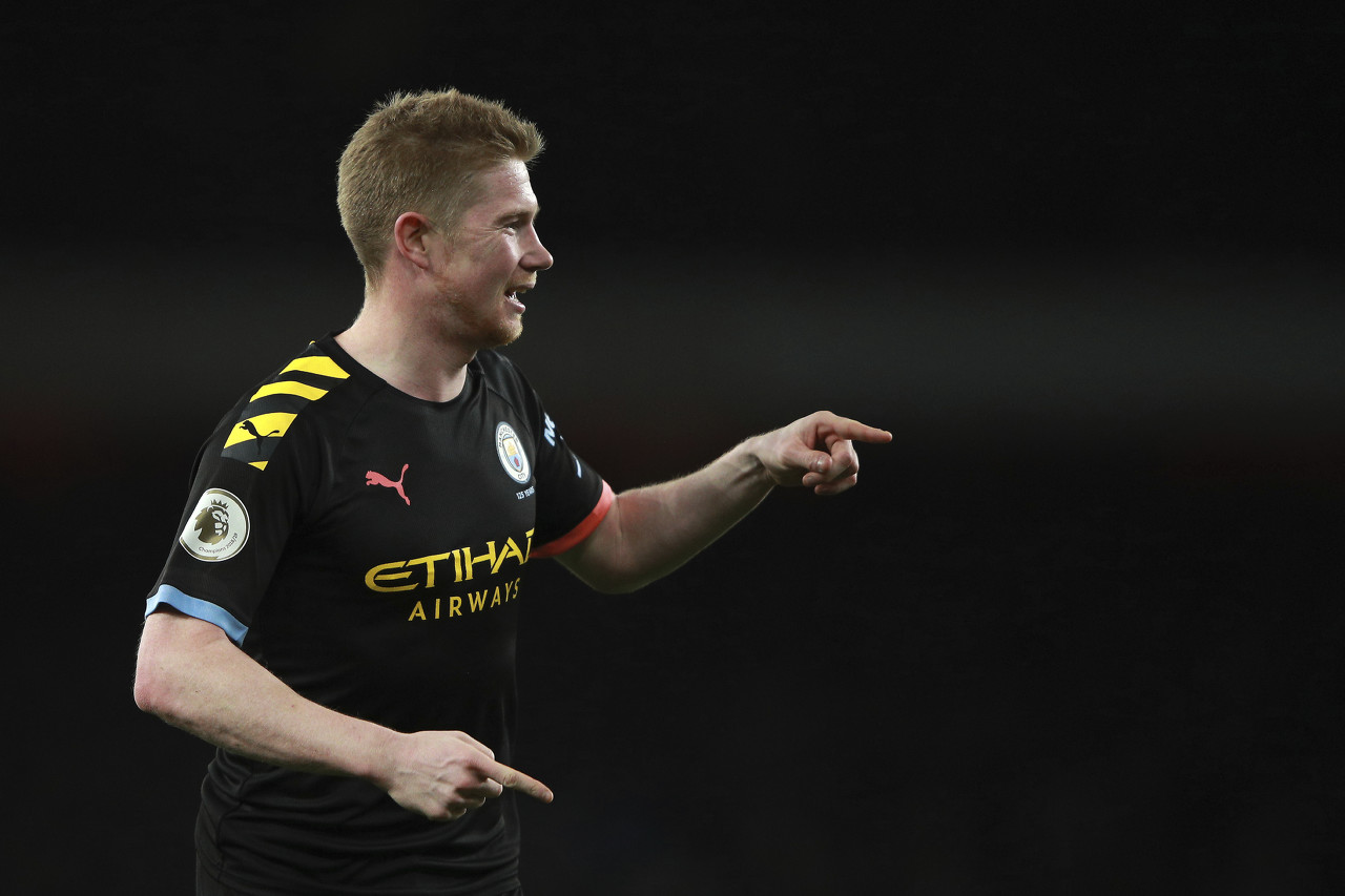 足球英足总发布最新处罚名单，多名球员受罚